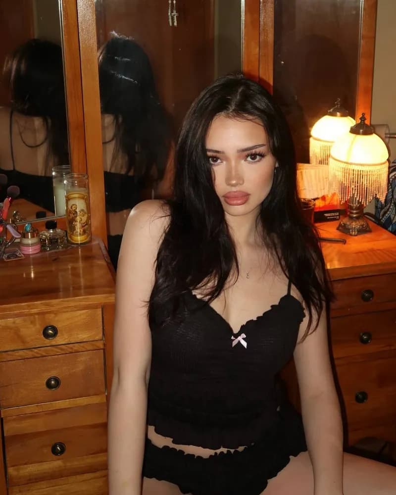 İstanbul Beşiktaş Elif Escort Escort Bayan İlan Fotoğrafı