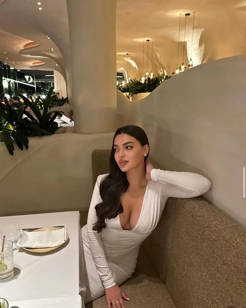 Jale | Besiktas VIP Escort | ISTANBUL ESCORT
